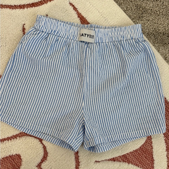 Katydid Pants - Katydid Striped High Waist Shorts in Blue and White